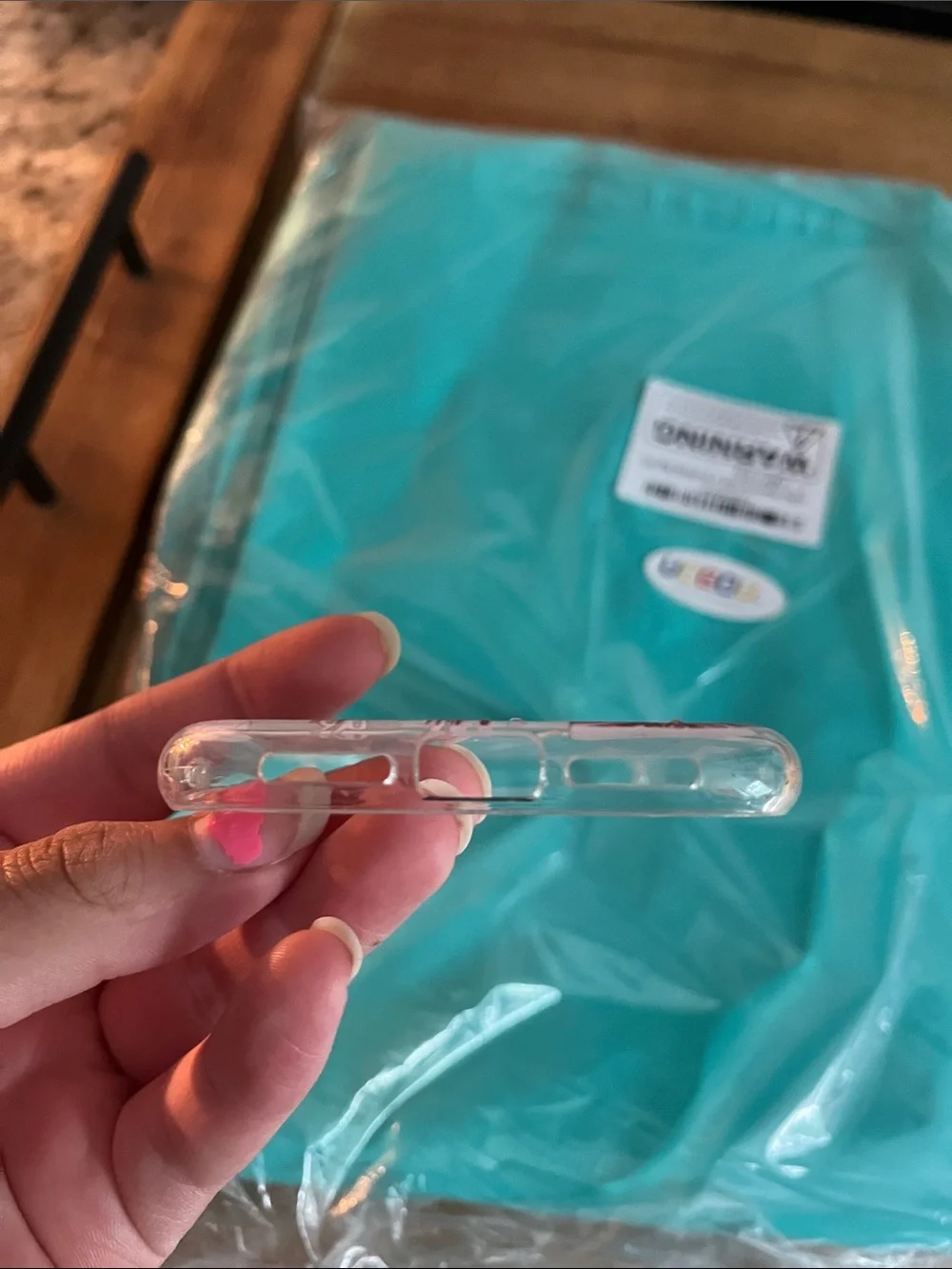 Clear Phone Case with Pink Bow Pattern for iPhone 11